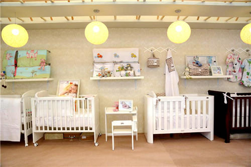 i-baby�ɞ�CBMEչ��(hu��)���c(di��n)��i-mummy�W���ǈ�(ch��ng)