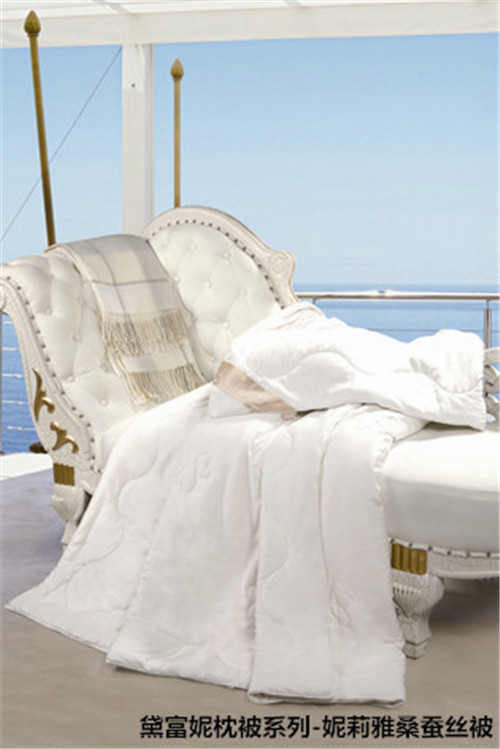 �츻�ݸ����T(m��n)�������L(f��ng)������������(zh��n)����