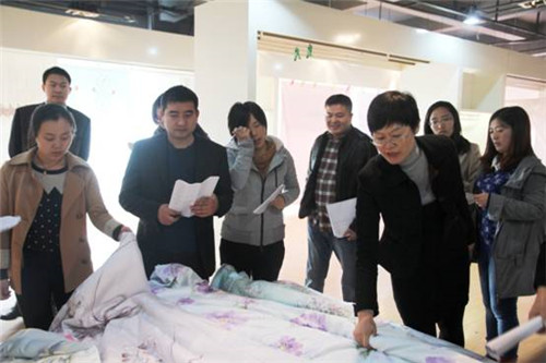 HOdo�t���Ҽ�2015�괺����Ʒ�u(p��ng)������(d��ng)