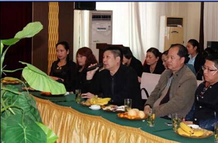 ���ˍu�Ҽ�2015������Ʒ�b�p���߽�(j��ng)�N����Մ���A�M�Y(ji��)����