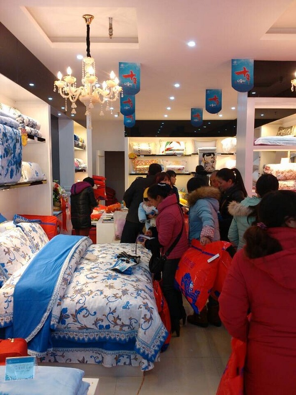 �����཭���m���u�_�I(y��) �`�ų���(m��ng)�ð��໨����