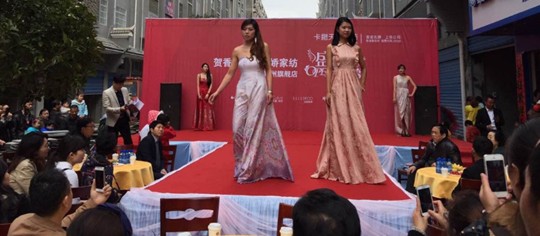 ��ۿ�����ɼҼ����Ͼ��ݵ������K��ꖵ�ͬ���_�I(y��)���F(xi��n)����