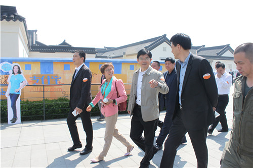 ���K���T�Ҽ��̕��������M(j��n)�ЌW(xu��)��(x��)����