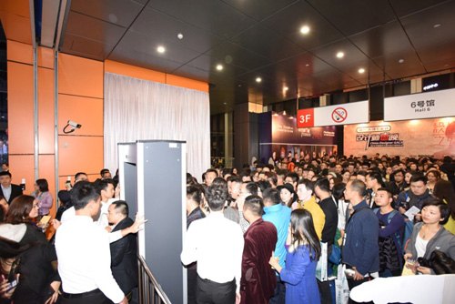 2015�V�݇�(gu��)�H�O(sh��)Ӌ(j��)�ܡ���耳�չλ������(j��)��׷��