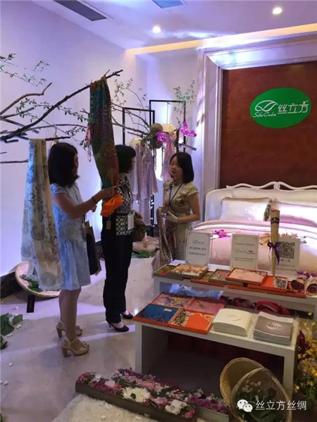 �z�����������ΘI(y��)���ɞ��ِΨһ��Ʒٝ����