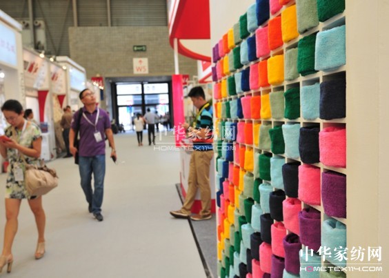 ���չ�F����ȺЧ��(y��ng)����Ʒ�ƌ���ͻ�@