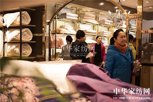 ������ɼ��F(tu��n)�������һվʽ�Ҿ������w�(y��n)�^�����L(zh��ng)��׿չ