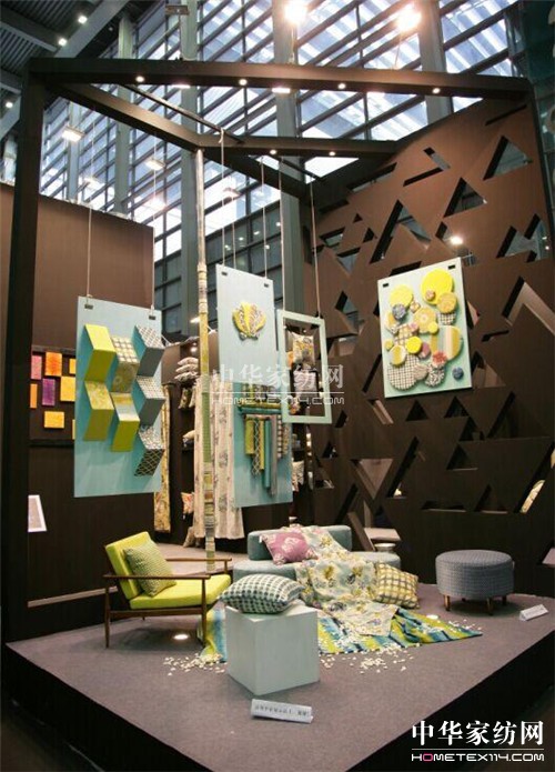 ���ڼҼ���ˇ�߼Ҿ��b�չ���L(f��ng)�в�ˇ���]