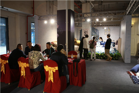 ESTEEM��ͥ�Ҽ�2016�ﶬ��Ʒ�l(f��)�����A�M���_