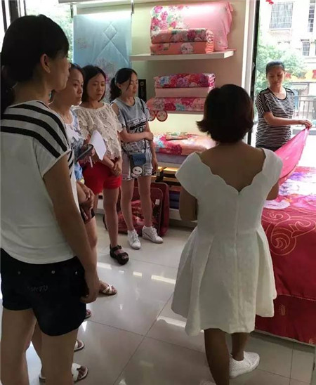 �Pʢ�Ҽ���������񹲾���ͬ��(chu��ng)�＾�x��