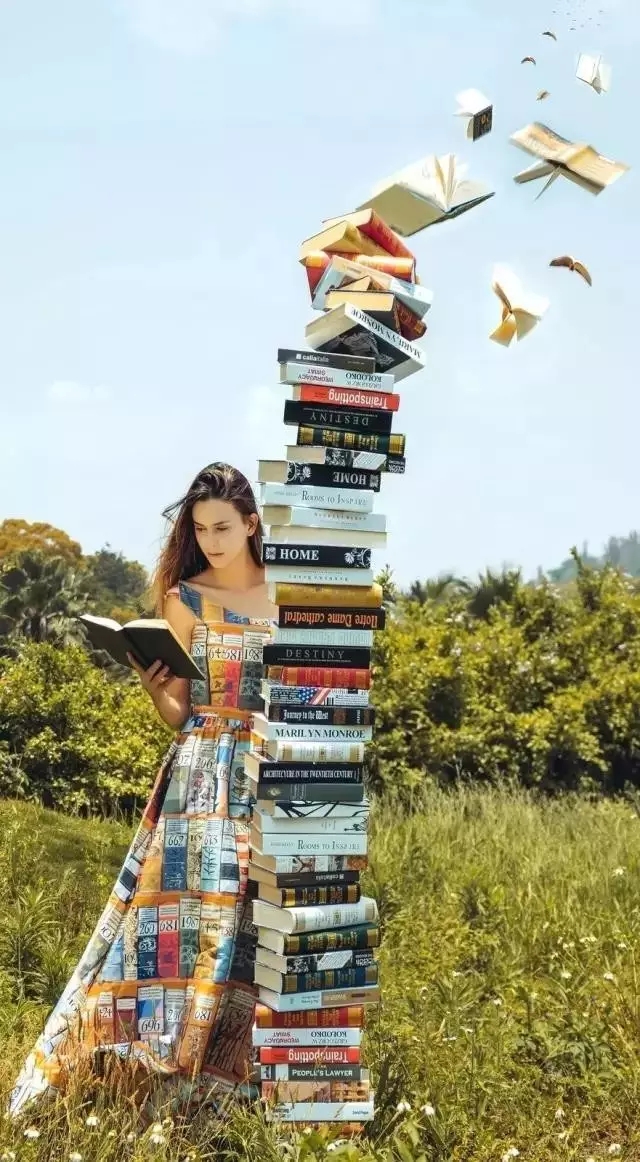 �r(sh��)���O(sh��)Ӌ(j��)���R��FASHIONSHOWCASE���z����(hu��)�ɞ麼�ݕr(sh��)��ƽ�_(t��i)