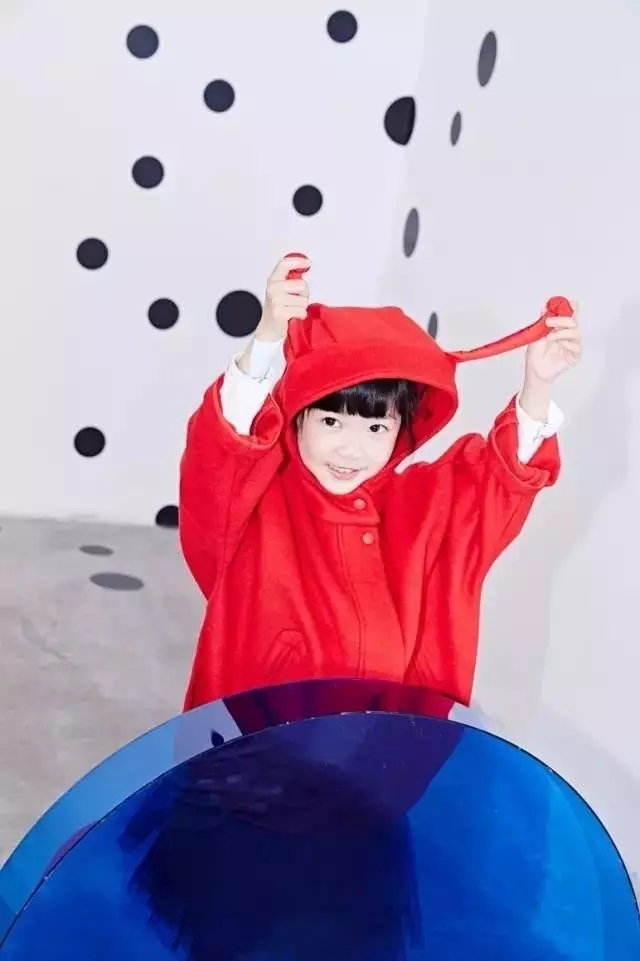 �r(sh��)���O(sh��)Ӌ(j��)���R��FASHIONSHOWCASE���z����(hu��)�ɞ麼�ݕr(sh��)��ƽ�_(t��i)