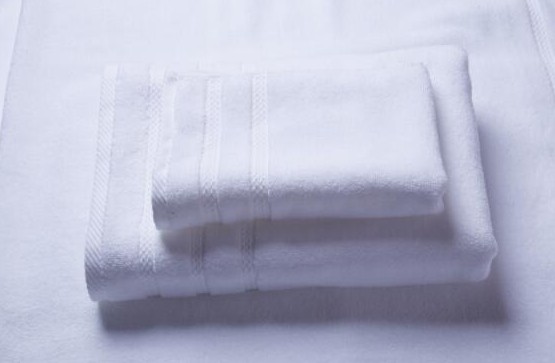 ��ԡ����Ƶ�Ĵ�����ë����ԡ���ʲô���ǰ�ɫ����