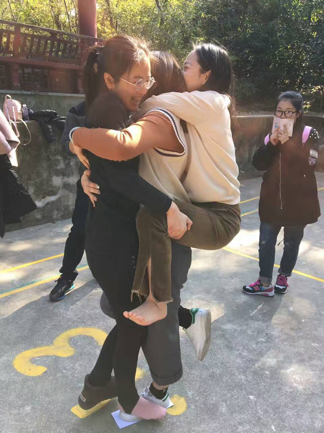 �Pʢ�Ҽ�2017������Ʒȫ��(gu��)Ѳ����Ӗ(x��n)��(hu��)����һվ�ڽ�����ʽ���_(k��i)�Ļ��