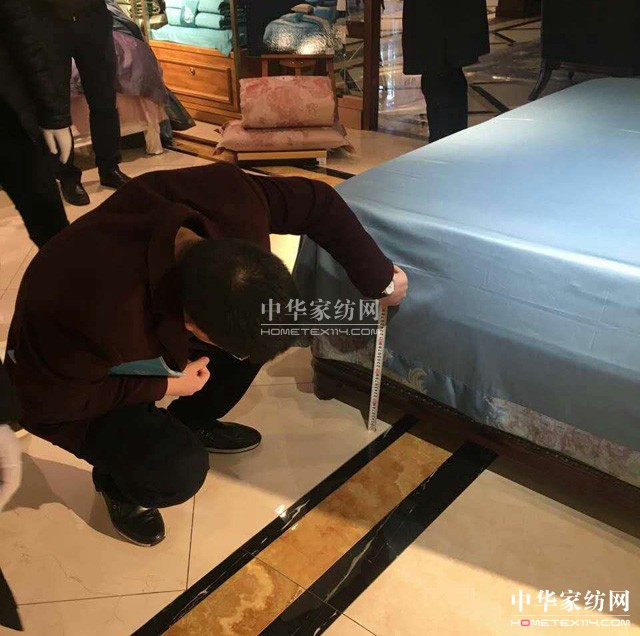 �Pʢ�Ҽ�2017������Ʒȫ��(gu��)Ѳ����Ӗ(x��n)��(hu��)����һվ�ڽ�����ʽ���_(k��i)�Ļ��