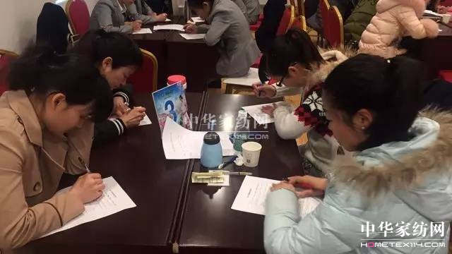 �R�����������\�����x����