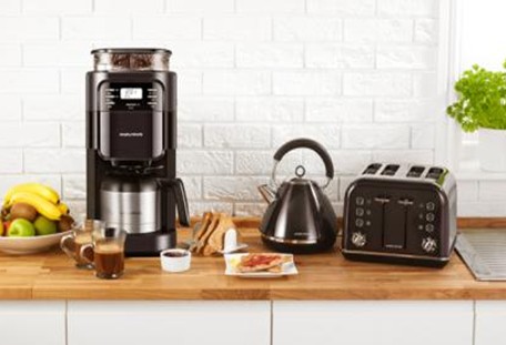 ˲�g��߆����������Ҹ��е�С������M��2017���ڶYƷ�Ҿ�չ��