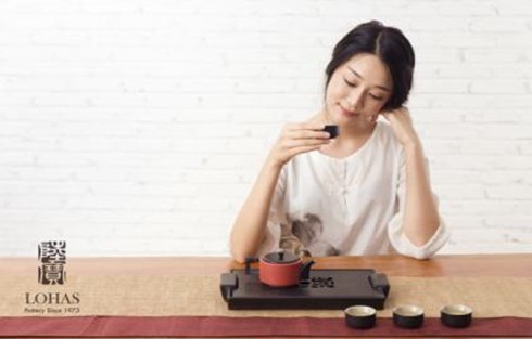 ˲�g��߆����������Ҹ��е�С������M��2017���ڶYƷ�Ҿ�չ��