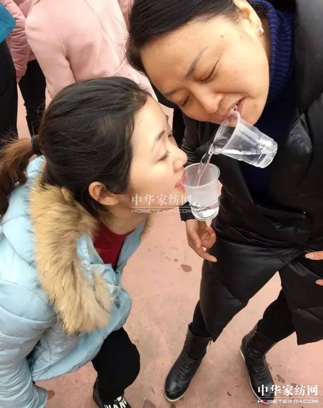 �Pʢ�Ҽ�����������Ӣ�R����ɽ�������@��������