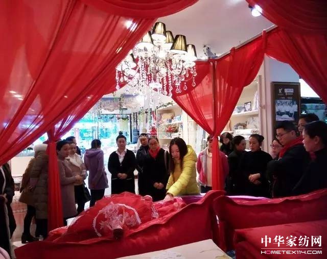 �Pʢ�Ҽ�����������Ӣ�R����ɽ�������@��������