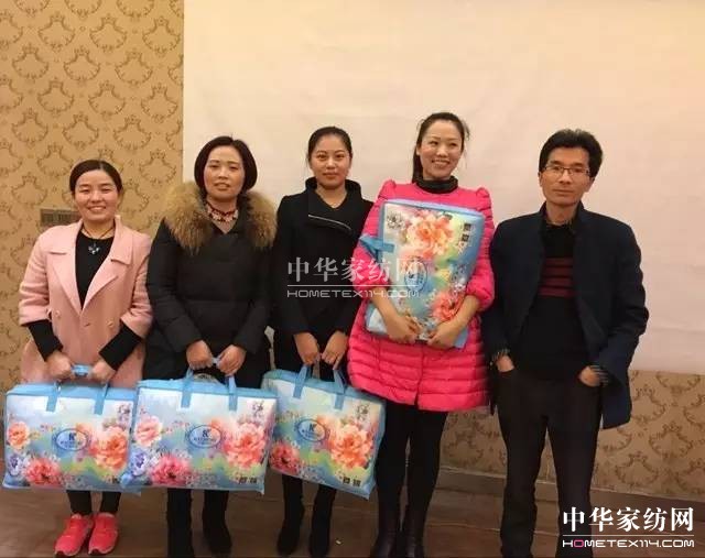 �Pʢ�Ҽ�����������Ӣ�R����ɽ�������@��������