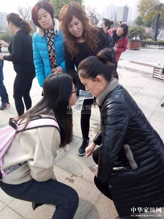 �Pʢ�Ҽ�����Ӣ���������f��Փ�������l��Ӣ����