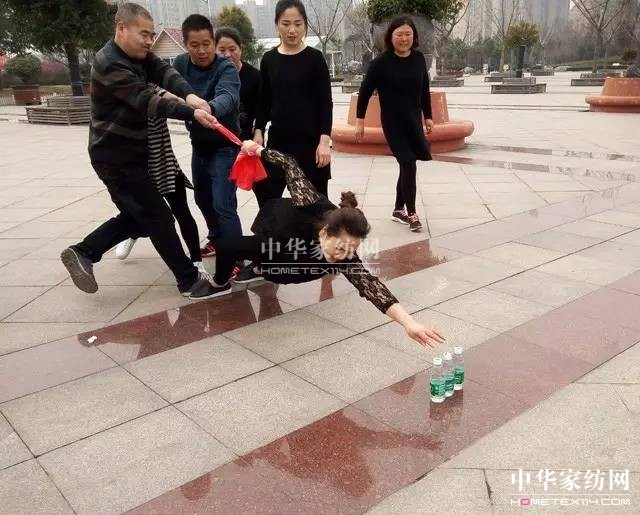 �Pʢ�Ҽ�����Ӣ���������f��Փ�������l��Ӣ����