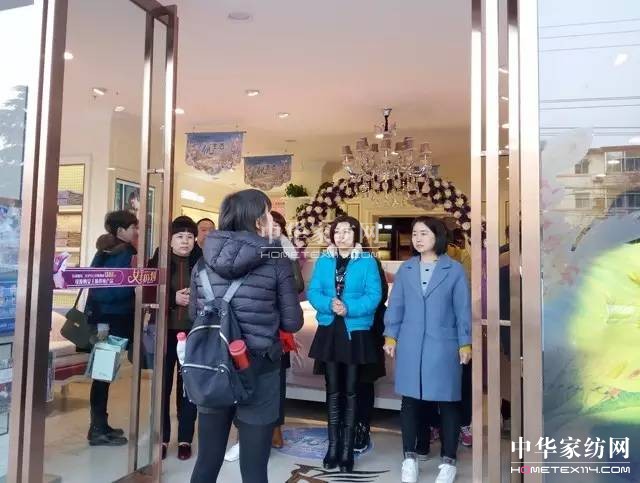 �Pʢ�Ҽ�����Ӣ���������f��Փ�������l��Ӣ����