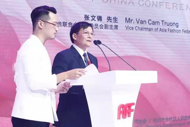 �����������˼�������ޕr(sh��)�������¸߶ȡ���2017���ޕr(sh��)��(li��n)�ϕ�(hu��)�Ї�(gu��)���(hu��)�ں������_