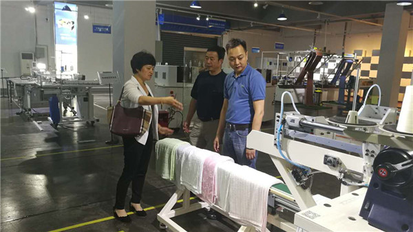 �ƄӮa(ch��n)�I(y��)�ں������M���g(sh��)�M�������Ї��Ҽ��f(xi��)���{(di��o)�мҼ��O����I(y��)