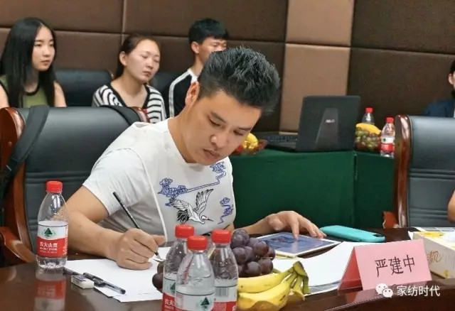 ��һ���O(sh��)Ӌ�L(f��ng)�����򺣌��������wܛ�b�O(sh��)Ӌ�M���\�������������_�u��