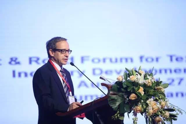 䁾̈́�(chu��ng)�¡��Gɫ���ɳ��m(x��)�l(f��)չ���½z·��2017��һ��һ·���������b�a(ch��n)�I(y��)�l(f��)չՓ���ڞ���ľ�R���_