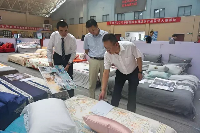 �Ҹ�������ζϯ����ͨ������������300���Ҽ��a(ch��n)Ʒ��Ů�����