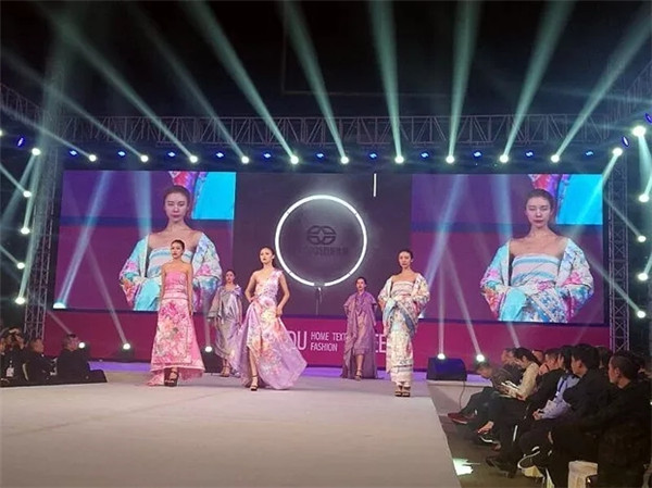 �r�����I(l��ng)������2017�ɶ��Ҽ���•�ɶ��r�b�������ݾ��ʆ�Ļ