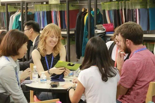 2017���_(t��i)������չ�չ٣��߿Ƽ���(chu��ng)�¼���Ʒ������A�����ܼ�������ý�w�۽�