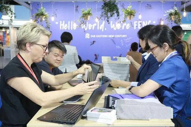 2017���_(t��i)������չ�չ����߿Ƽ���(chu��ng)�¼���Ʒ������A�����ܼ�������ý�w�۽�