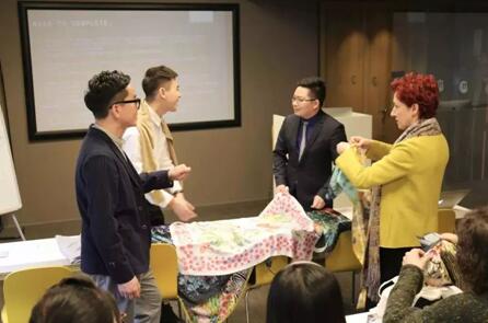 ����Ҽ��y���R�m�W�����_(k��i)����(gu��)�H�r(sh��)��У��������