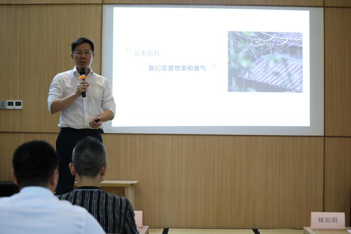 ����Ȼ���ؾ�����������һ�����ӵİl(f��)����