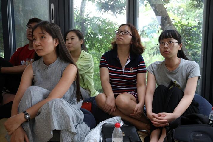 ����Ȼ���ؾ�����������һ�����ӵİl(f��)����