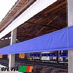 �i������