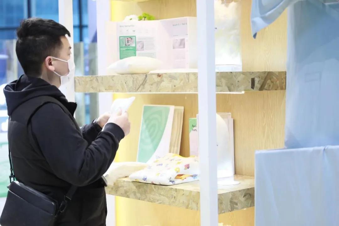 ��̼��z™Ʒ���w�S���࣬�v���Ҽ�չ�ϡ�Դ����Ȼ�����m����