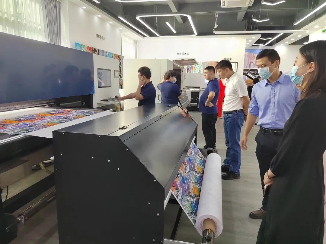 ��ʼ���Ʒ��(sh��)�aӡˇչʾ���ĳɹ���Ļ���F(xi��n)��(ch��ng)�l(f��)������ذ���Ʒ